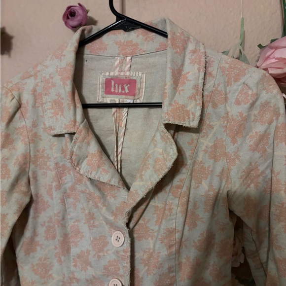 Lux Urban Outfitters Spring Floral Blazer - Picture 5 of 5